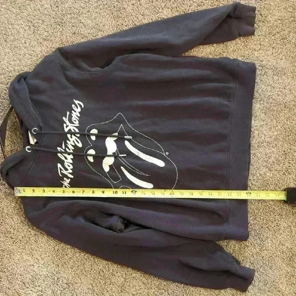 H&M Rolling Stones Graphic Hoodie, size medium, black and white - Picture 6 of 7